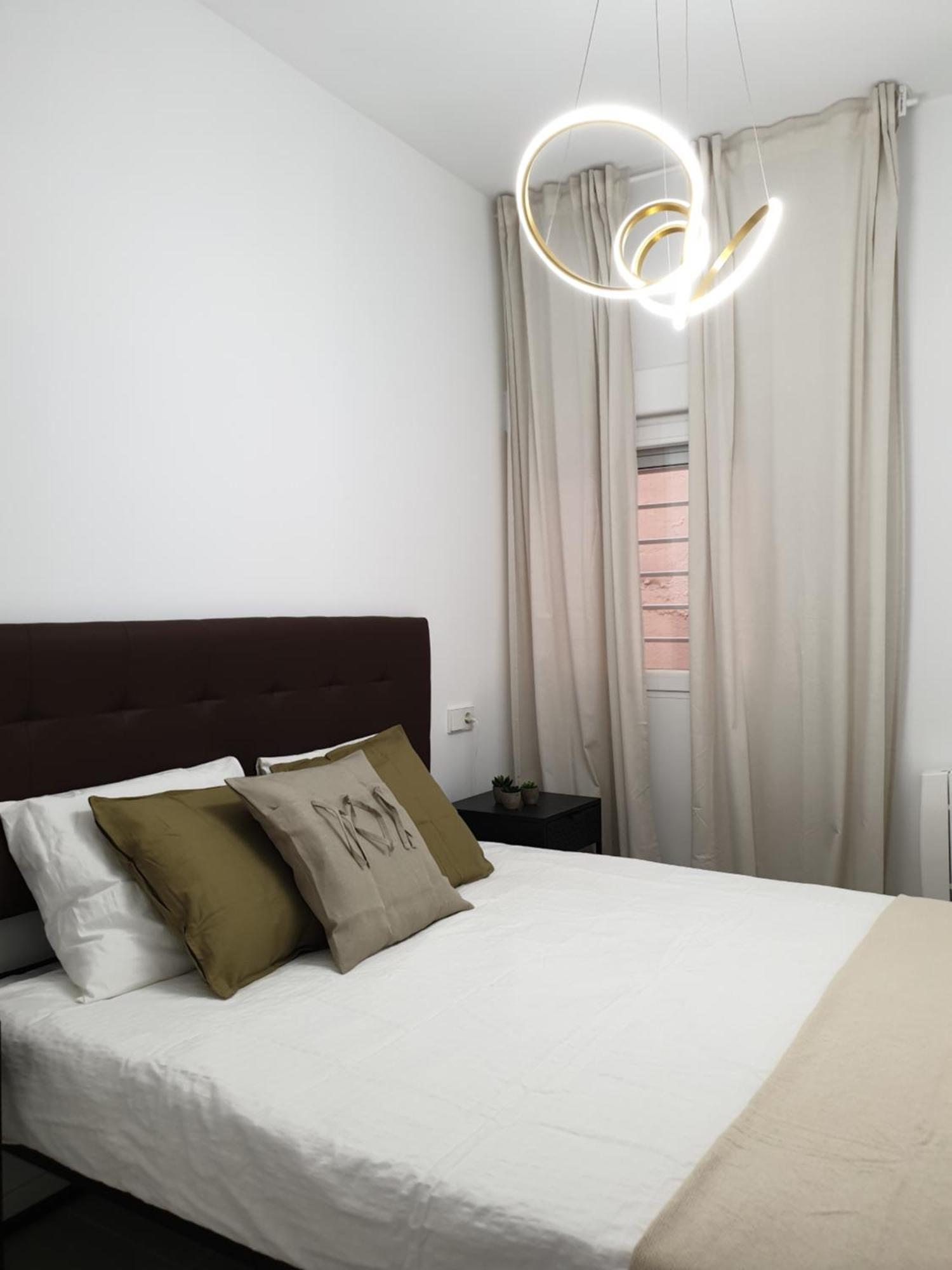 Quintana-Alcala Apartments Мадрид Экстерьер фото